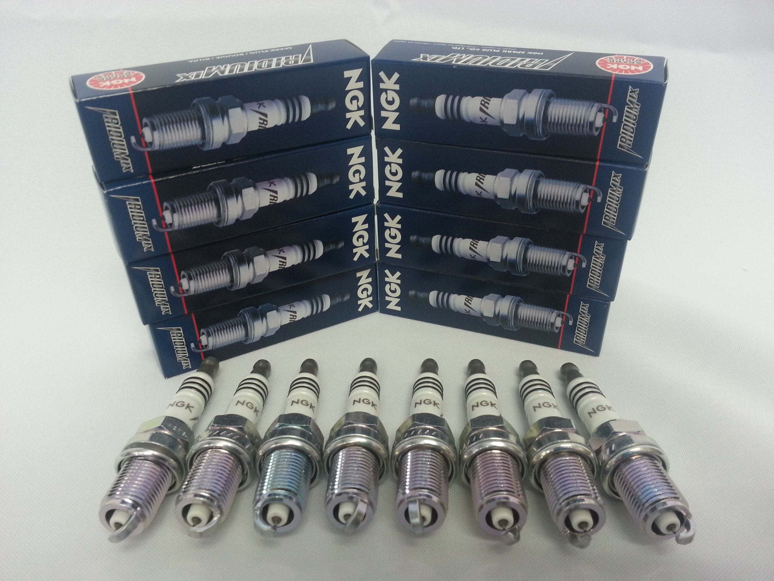 8 New Ngk Iridium Ix Spark Plugs Tr6Ix # 3689