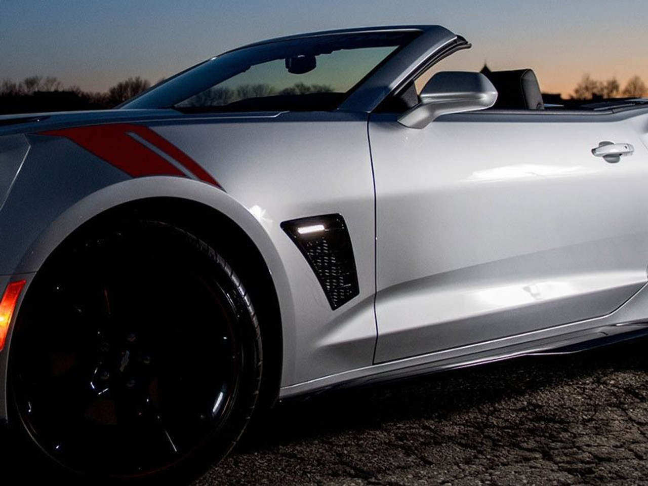 ACS Fender Insert w/LED Side Markers, Gloss Black :: 2019-2024 Camaro