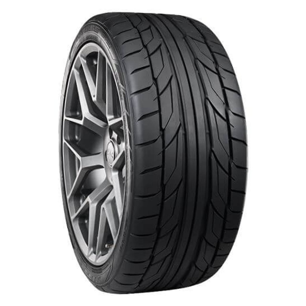 Nitto NT555 G2 Tire 305/30ZR20 103W XL ::