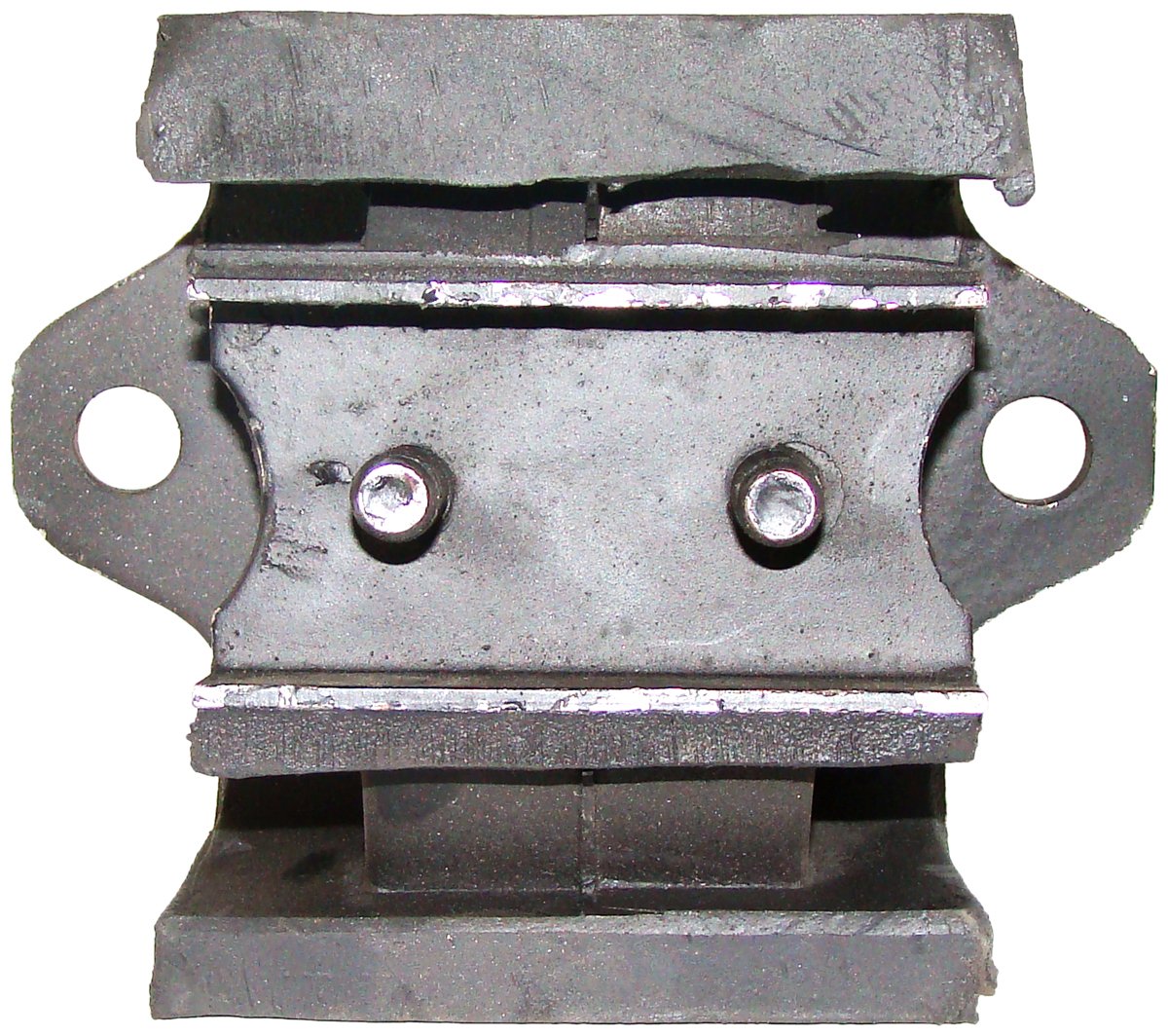 Dea Products Dea A7334 Transmission Mount